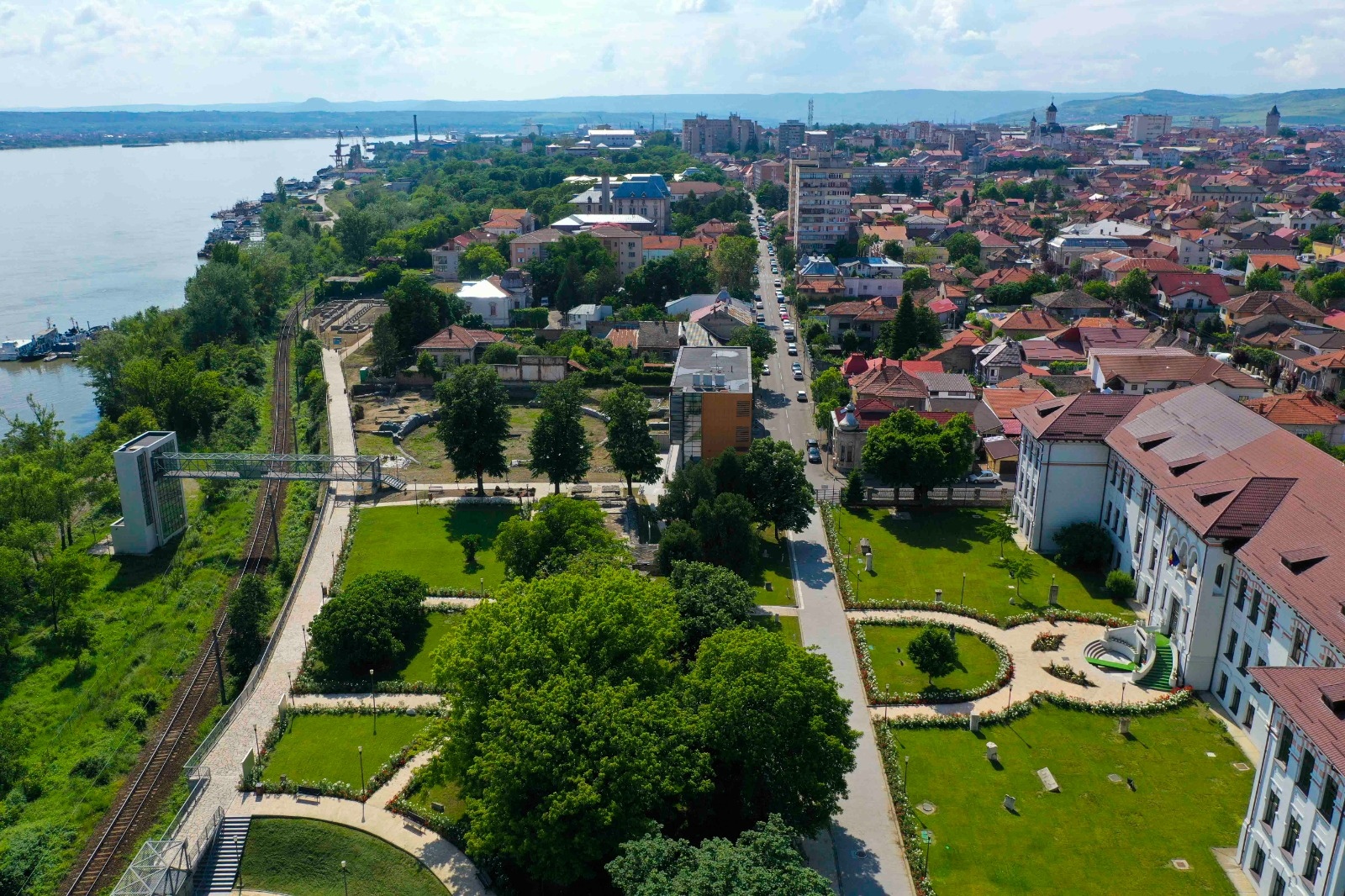 The ecumenical-cultural heritage route Iron Gates Region Museum – Eibenthal – Tricule Fortress